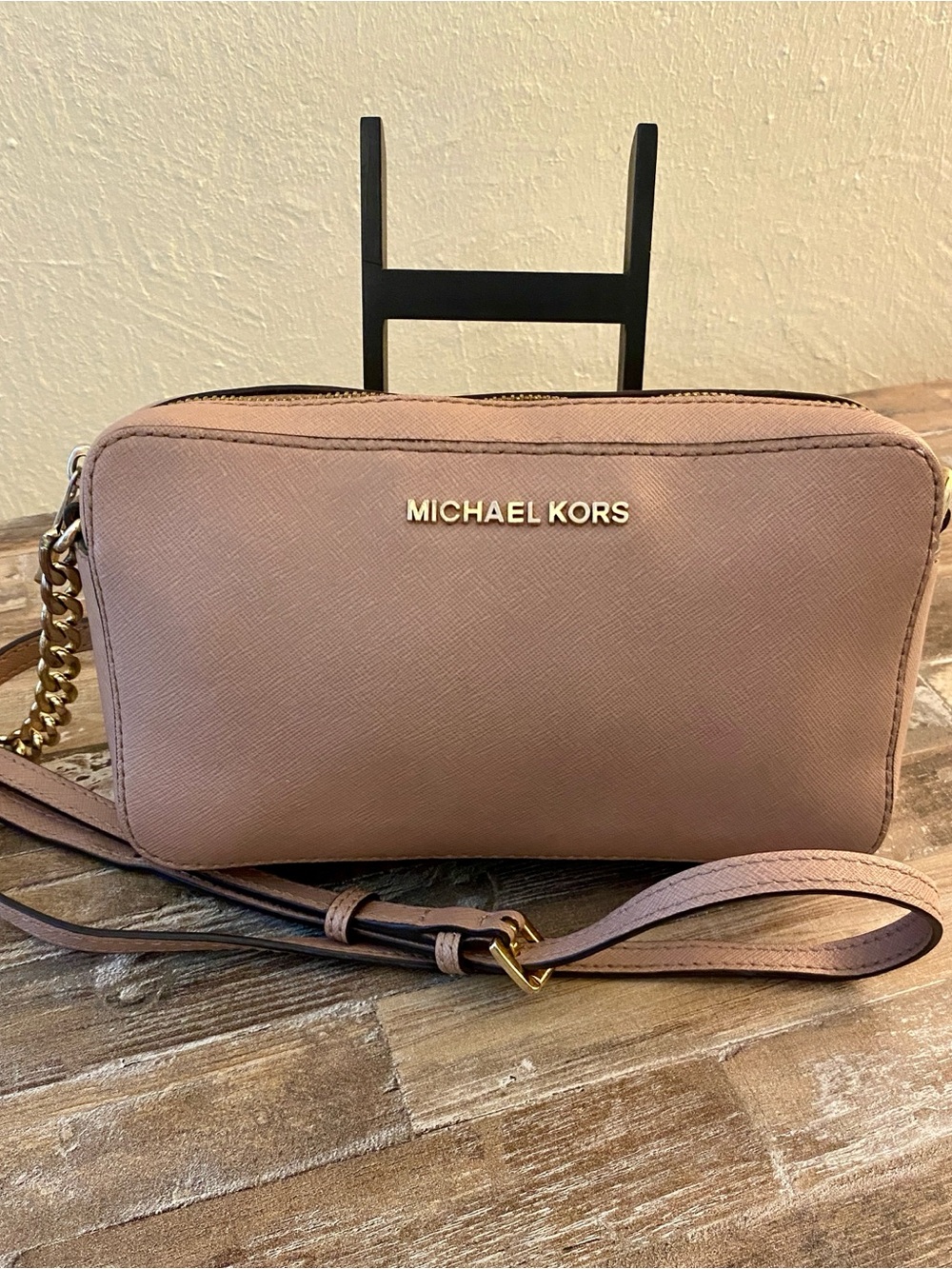 Michael Kors Dusty Rose Crossbody Bag with Gold Hardware